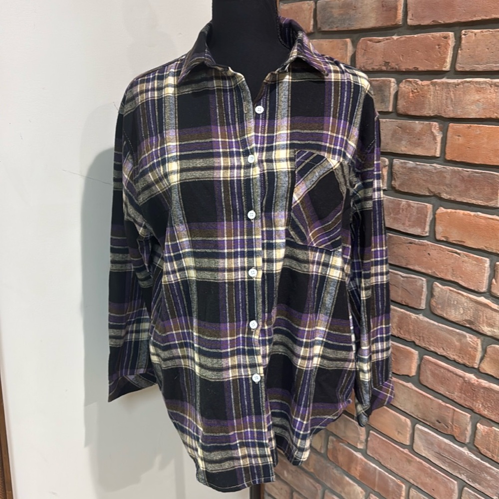 NWT - Women’s ZaFul Plaid Button-Up Shirt Size Large